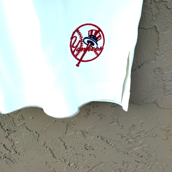 NWT TOMMY BAHAMA WELCOME TO THE SHOW - NY YANKEES - Picture 5 of 10